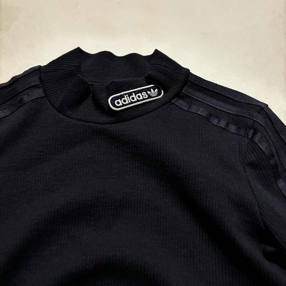 adidas long sleeve 3-stripes retro luxury mock neck navy stripes cropped top - Picture 2 of 4